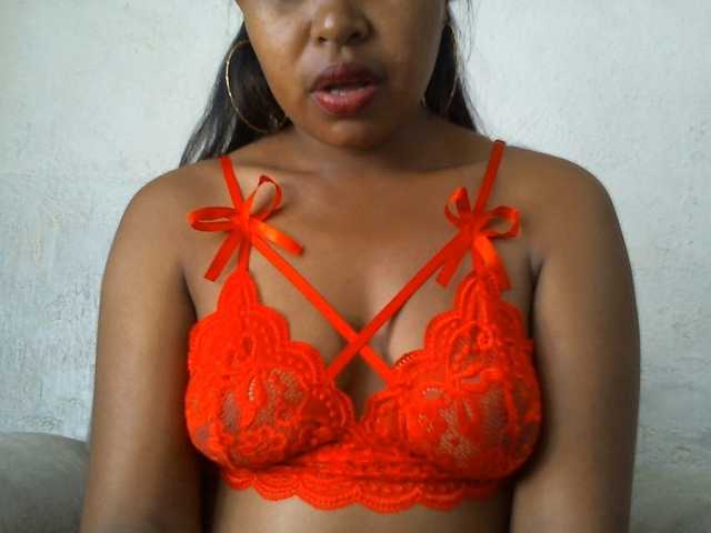 Muluna live cam on BongaCams