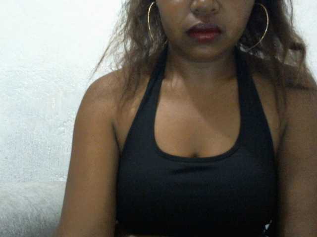 Muluna live cam on BongaCams