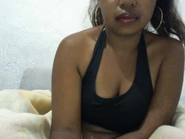 Muluna live cam on BongaCams