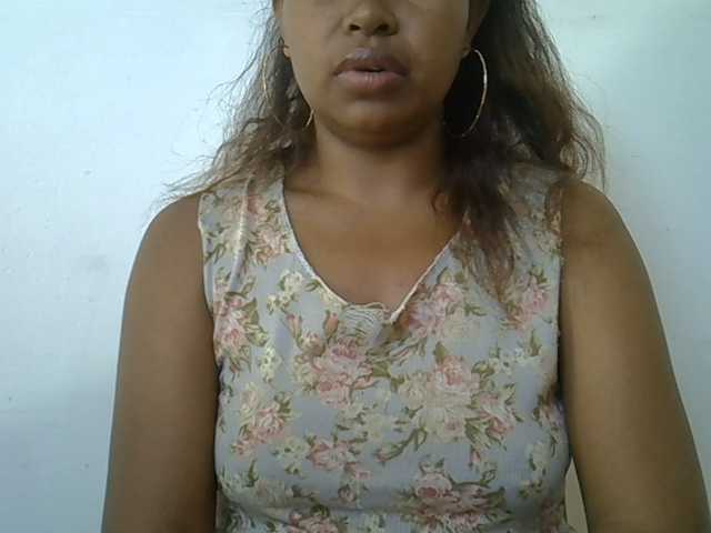 Muluna live cam on BongaCams