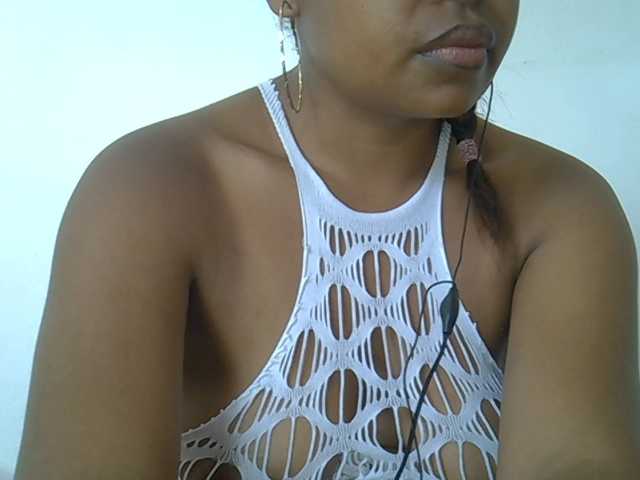 Muluna live cam on BongaCams
