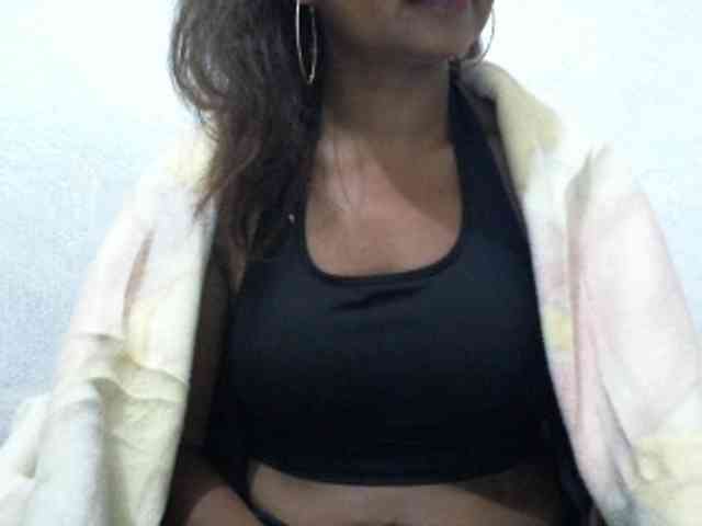 Muluna Live Webcam on BongaCams
