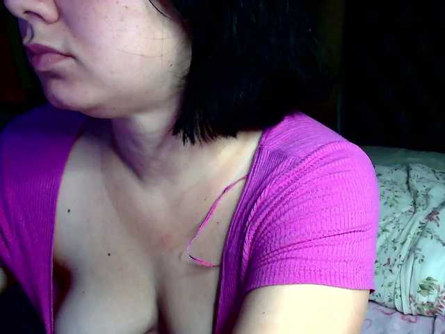 Vicctorialove's BongaCams show and profile