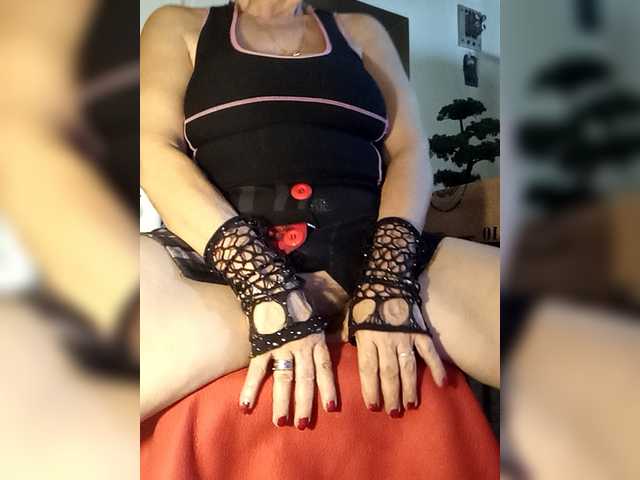 Sex chat gratuit in direct cu PanteraNeagra pe BongaCams