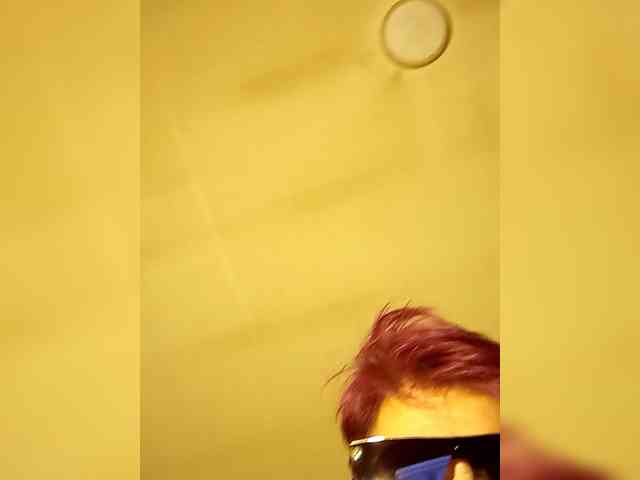 モデル: PanteraNeagra