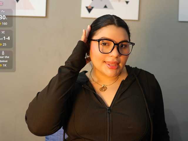 kitty4daddy live cam on BongaCams