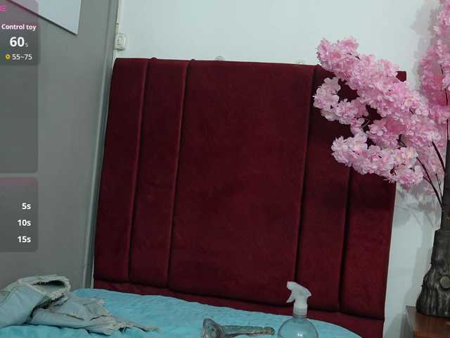 kitty4daddy live cam on BongaCams