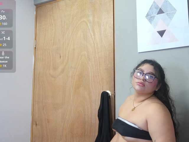 kitty4daddy live cam on BongaCams