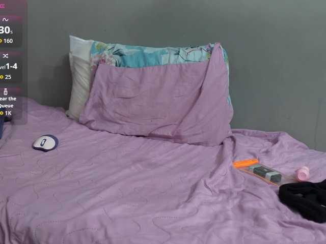 kitty4daddy live cam on BongaCams
