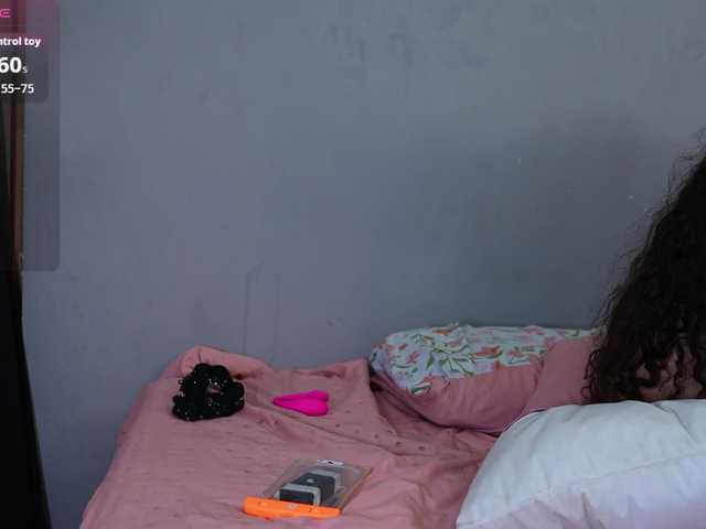 kitty4daddy live cam on BongaCams