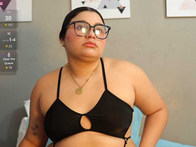 kitty4daddy live cam on BongaCams