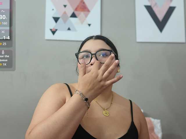 kitty4daddy live cam on BongaCams