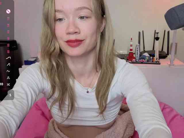 alicecutey alicecutey