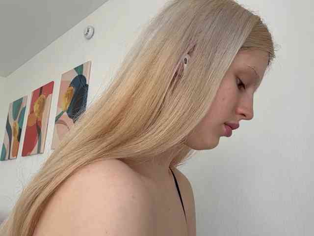 FawnChaple webcam