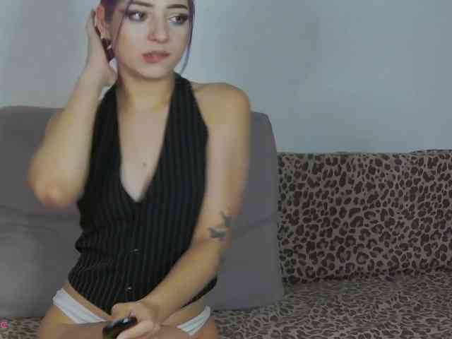 dahliacruzzz21 webcam