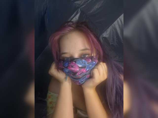 eridaamorous-1 live cam on BongaCams