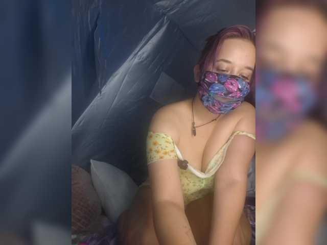 eridaamorous-1 live cam on BongaCams