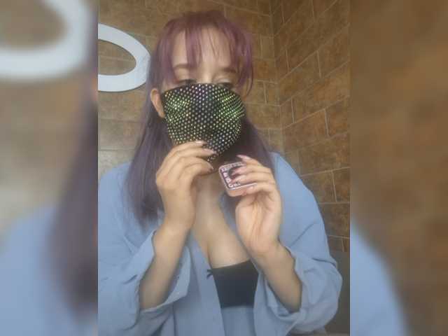 eridaamorous-1 live cam on BongaCams