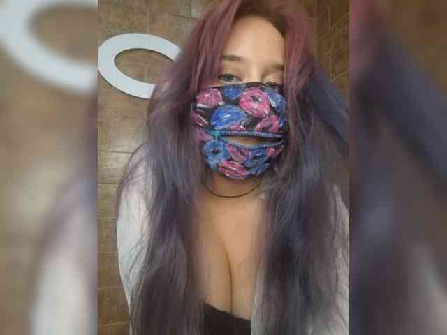 EridaAmorous-1 webcam