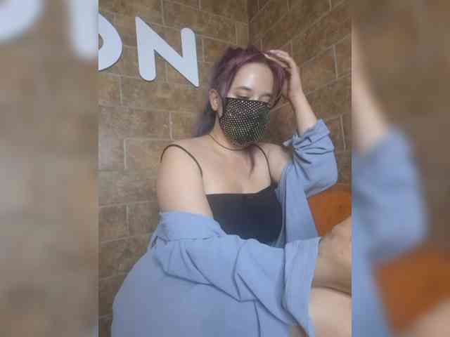 EridaAmorous-1 webcam