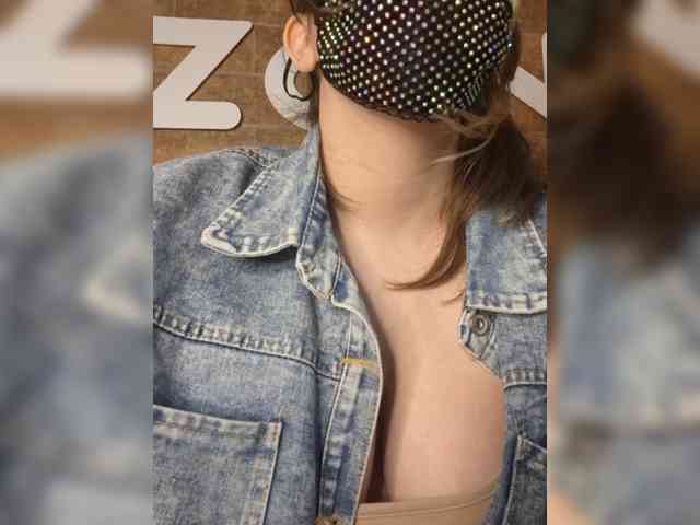 EridaAmorous-1 webcam