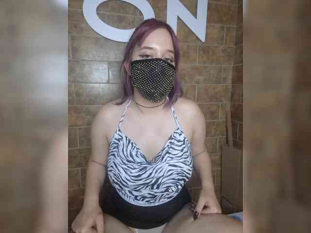 EridaAmorous-1 webcam