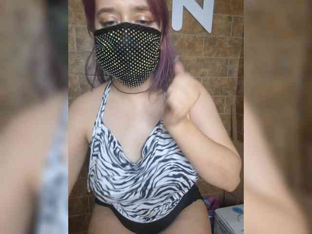 EridaAmorous-1 webcam