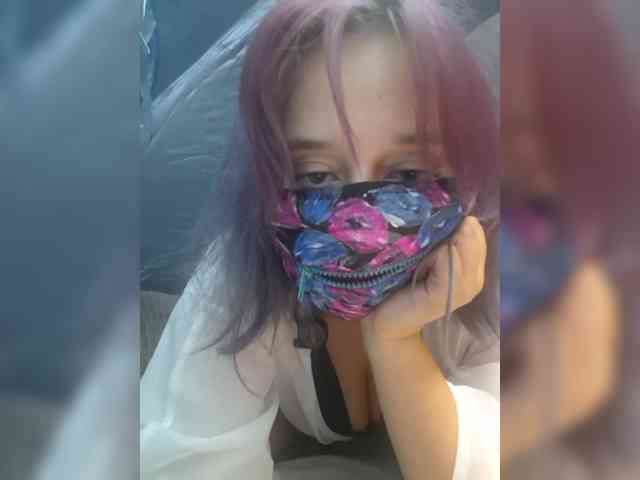 EridaAmorous-1 webcam