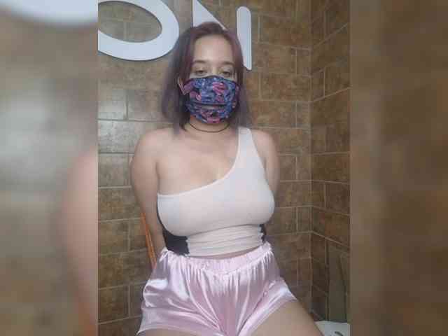 eridaamorous-1 Live Webcam on BongaCams