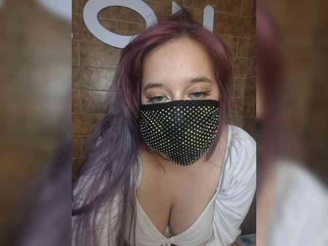 EridaAmorous-1 webcam