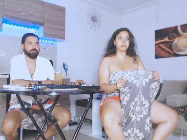 Rebeca-Armand webcam