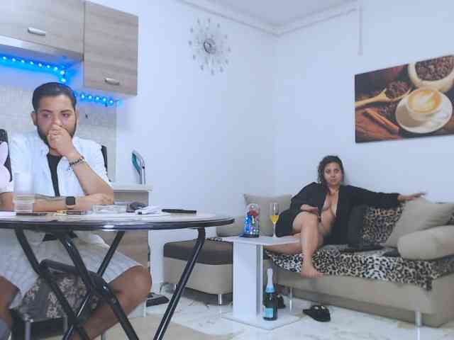 Rebeca-Armand Sex Cam Show