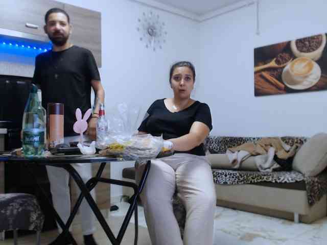 Rebeca-Armand webcam