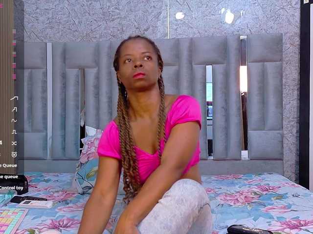 CheatingNeighborr live cam on BongaCams