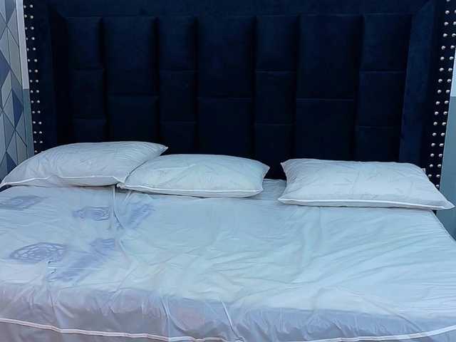 CheatingNeighborr live cam on BongaCams