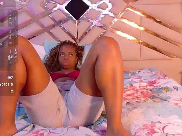 CheatingNeighborr live cam on BongaCams