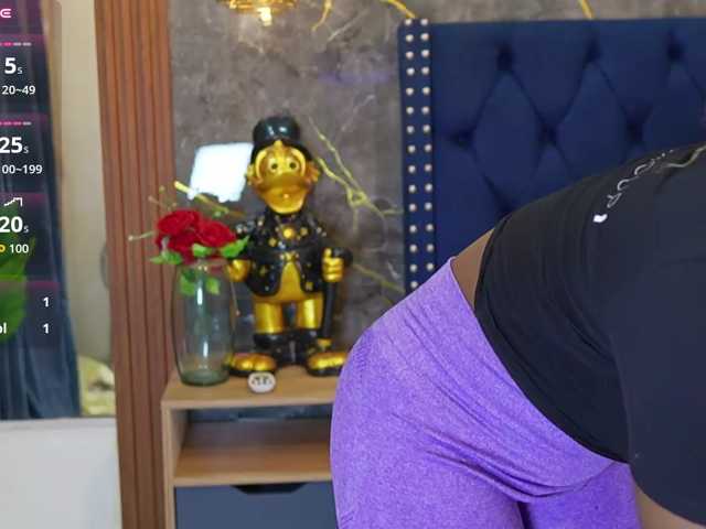 CheatingNeighborr live cam on BongaCams