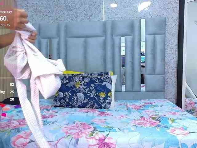 CheatingNeighbor... Live Webcam on BongaCams