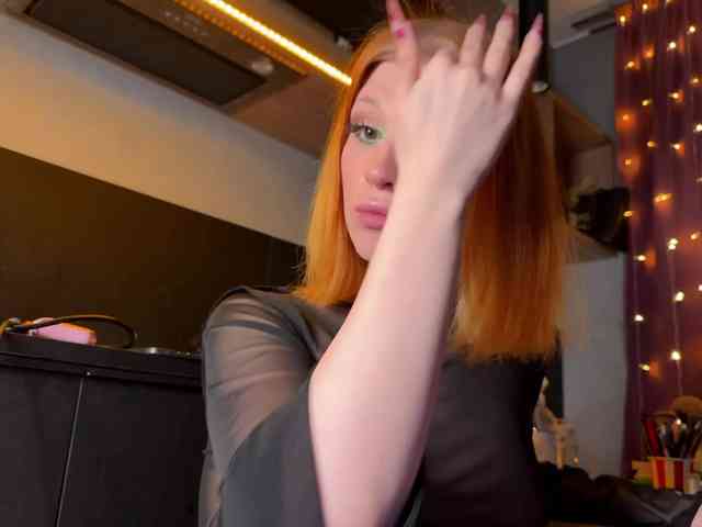 madamcringe Live Webcam on BongaCams