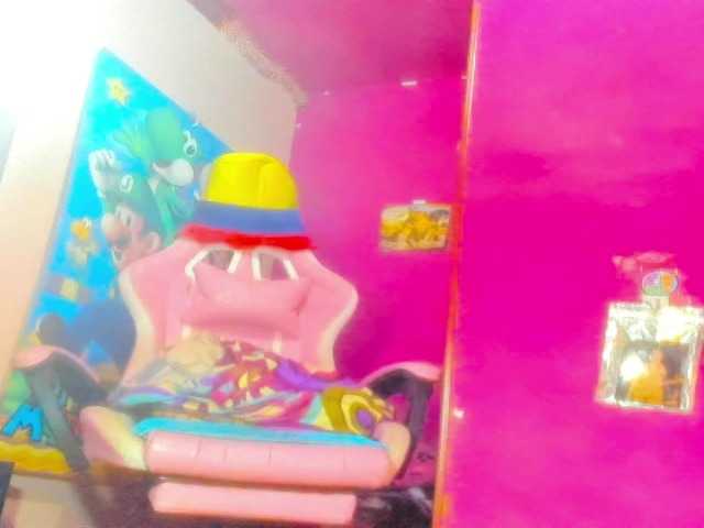 BARBYCHOCOLAT live cam on BongaCams