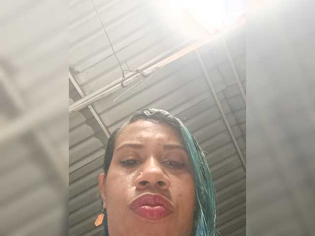 BARBYCHOCOLAT live cam on BongaCams