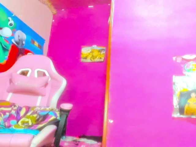 BARBYCHOCOLAT live cam on BongaCams