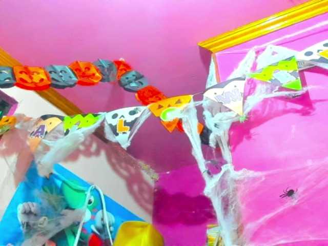 BARBYCHOCOLAT live cam on BongaCams