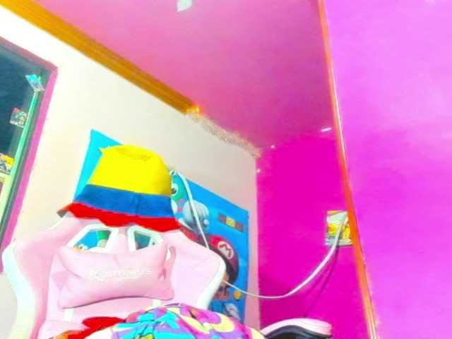 BARBYCHOCOLAT live cam on BongaCams