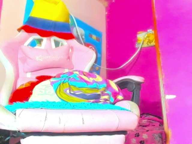 BARBYCHOCOLAT live cam on BongaCams