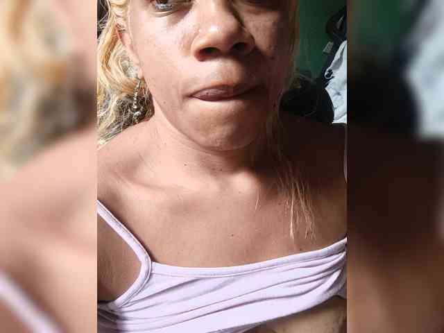 BARBYCHOCOLAT webcam