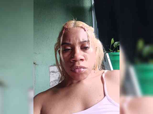 BARBYCHOCOLAT webcam