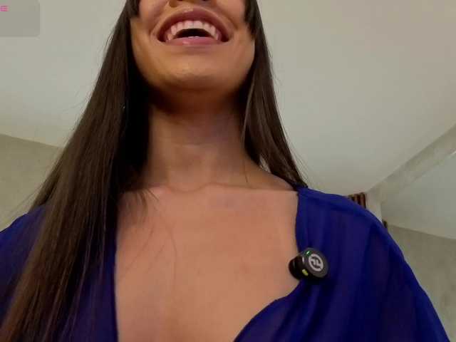 kimhilton- Cam en directo en BongaCams