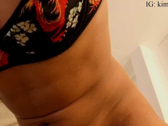 kimhilton-