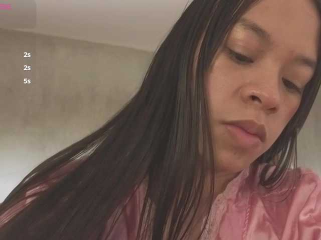 kimhilton-